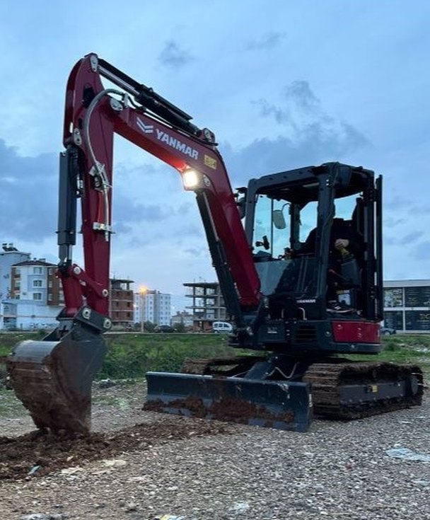 YANMAR mini kepçe ile temel kazı çalışması